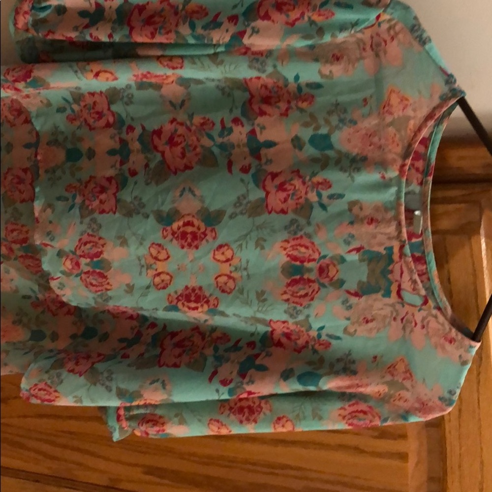 Super cute always 21 brand blouse size large